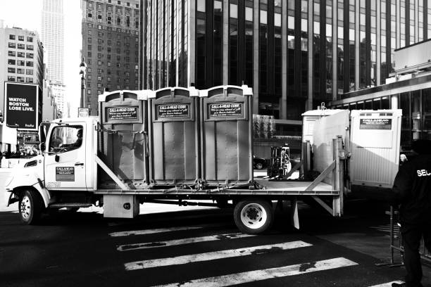 Best Porta potty rental near me  in Hudson, IL