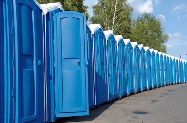 Best Portable restroom trailer rental  in Hudson, IL